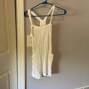 Aeropostale comfortable romper/overalls!
